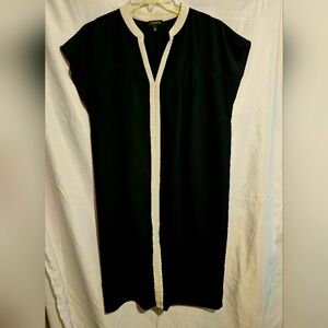 Talbots Size 8 Black and White Dress.